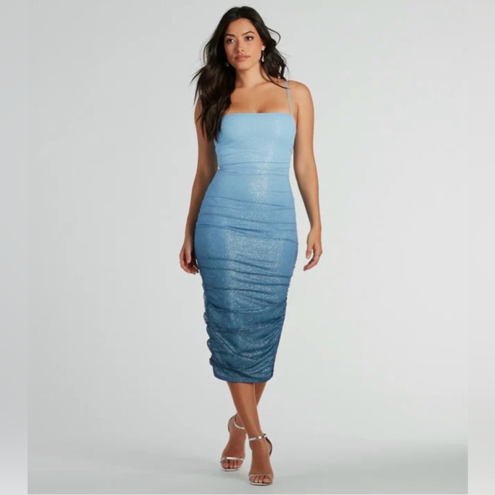 61. Windsor Blue Ombre Midi Dress Size Medium